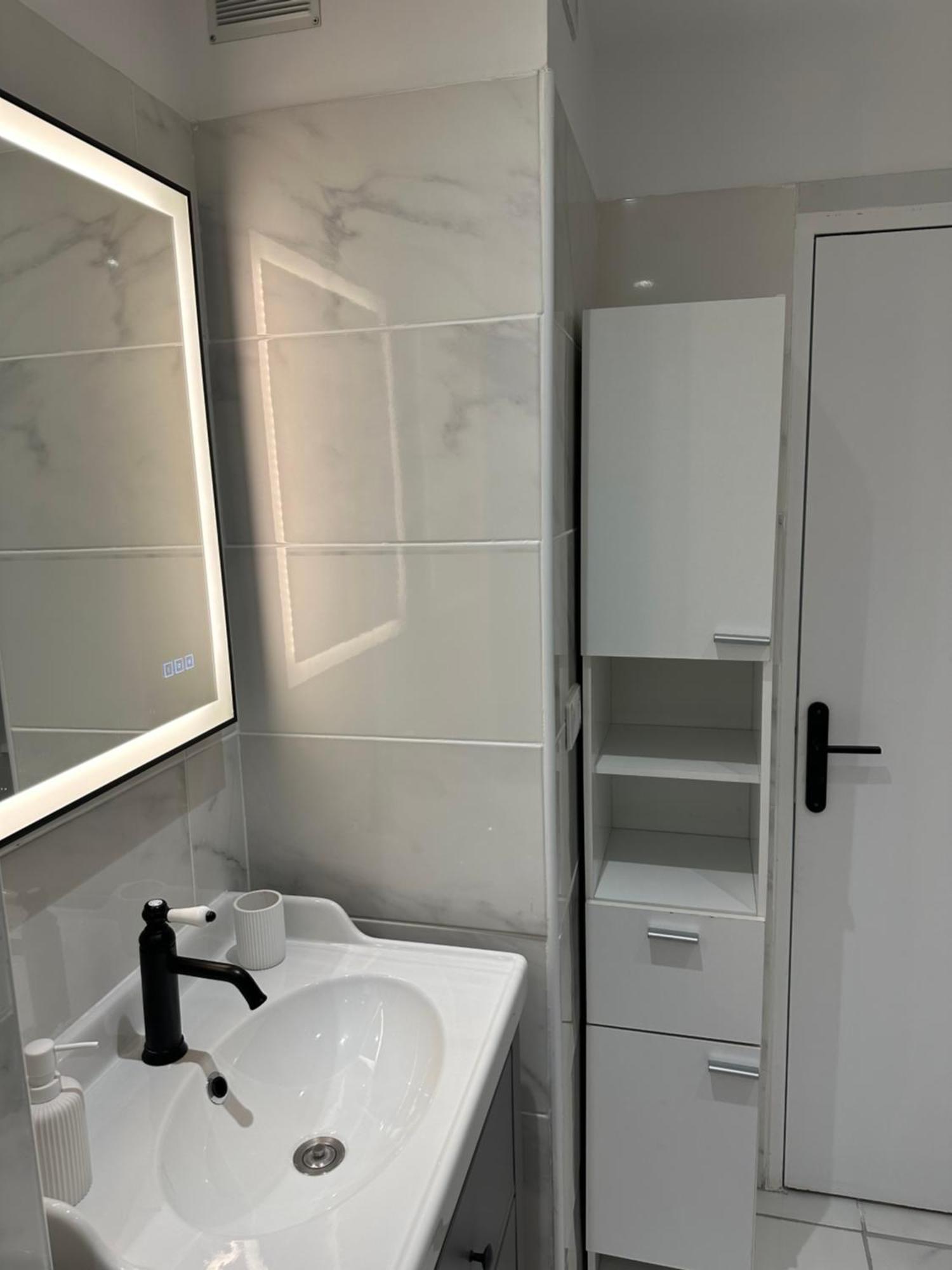 A Cote De Disneyland Paris Apartment *